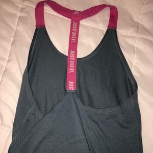 Nike tank top